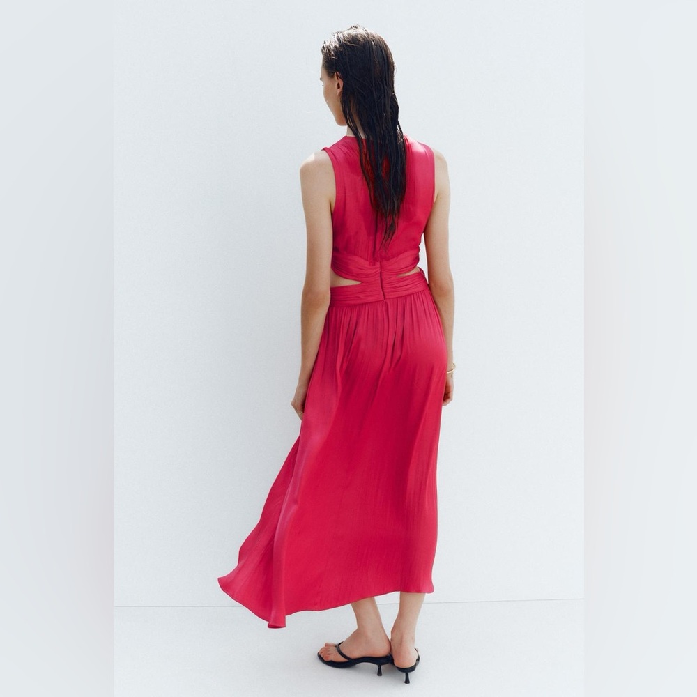 Zara Satin effect cut out sleeveless midi dress fuchsia. S NWT - Picture 8 of 17